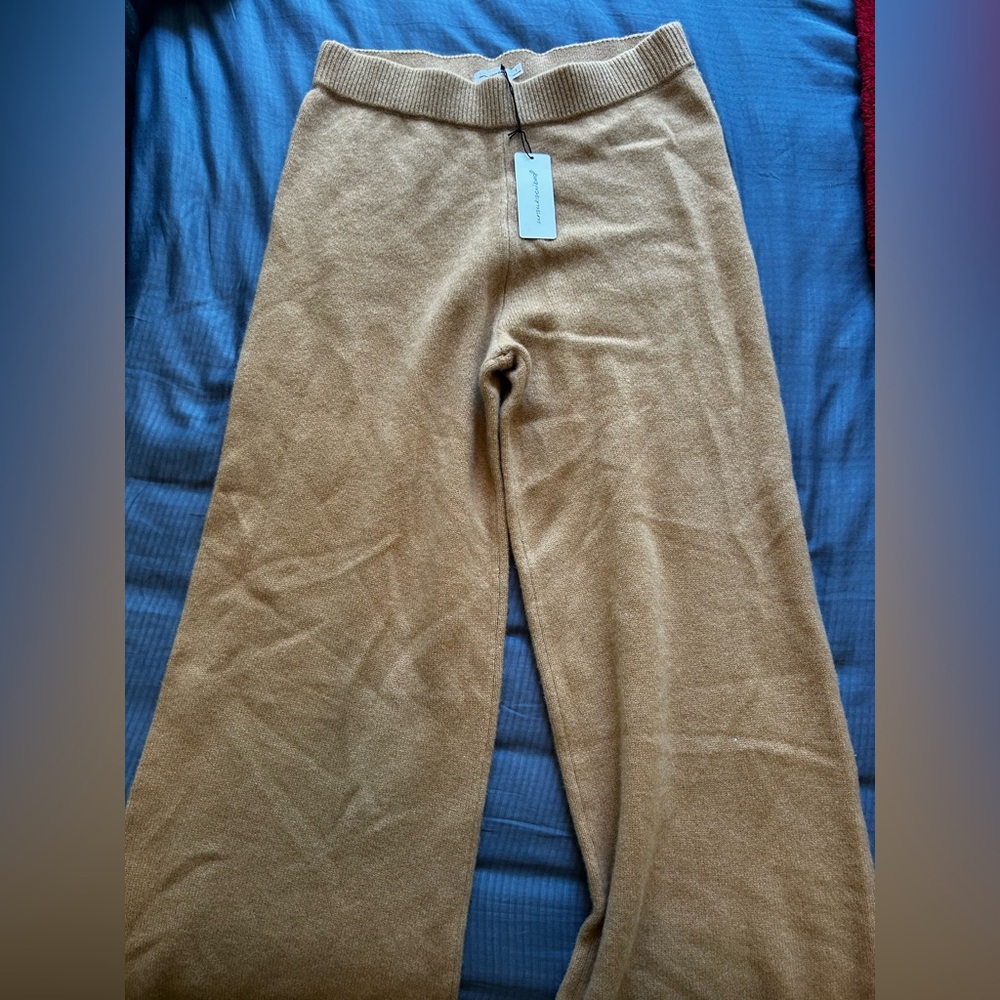 NWT! Unsubscribed Cozy Cashmere Sweatpants